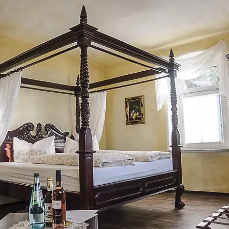 Apartamento Maerchenpension Rotkaeppchen Und Der Wolf *