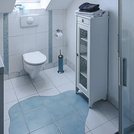 Maerchenpension Rotkaeppchen Und Der Wolf Apartman Großwaltersdorf