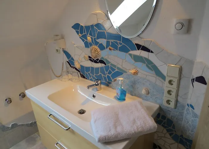 Apartment Maerchenpension Rotkaeppchen Und Der Wolf Grosswaltersdorf