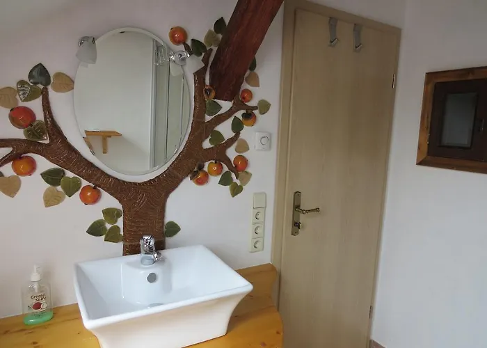 Maerchenpension Rotkaeppchen Und Der Wolf