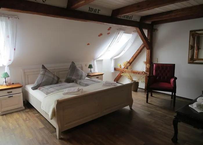 Maerchenpension Rotkaeppchen Und Der Wolf Grosswaltersdorf