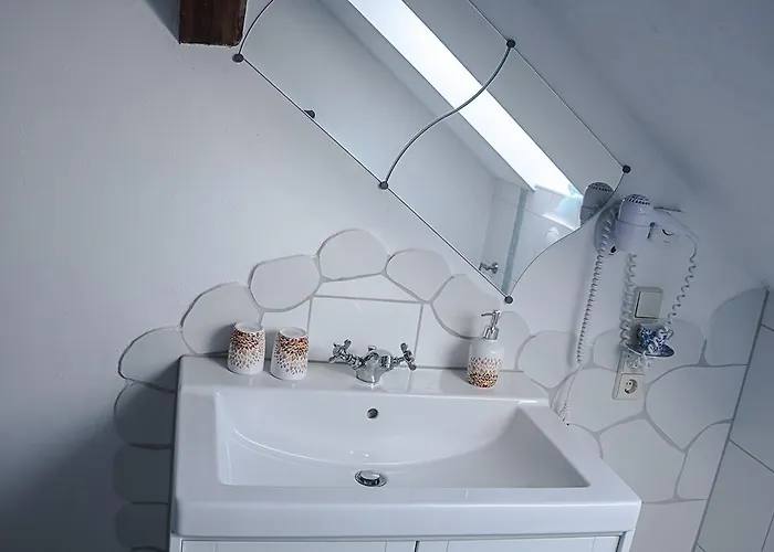 Apartment Maerchenpension Rotkaeppchen Und Der Wolf *